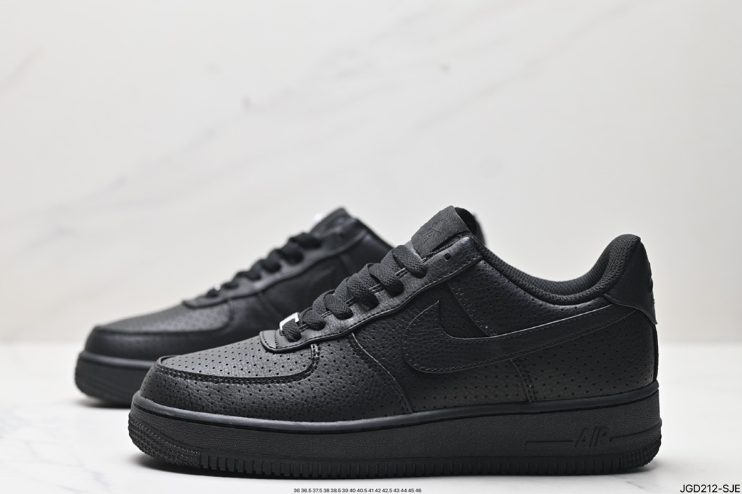 Nike Air Force 1 Shoes